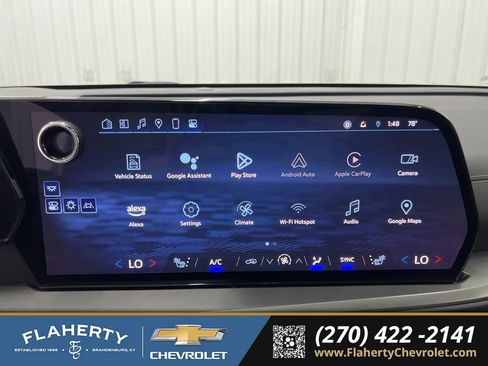 Used 2024 Chevrolet Traverse LT FWD image 29