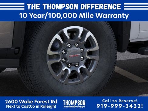New 2025 GMC Sierra 2500 SLT w/ SLT Premium Package AWD/4WD image 9