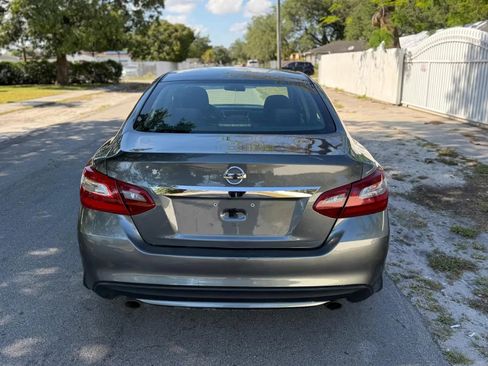 Used 2018 Nissan Altima 2.5 S w/ S Convenience Package FWD image 7