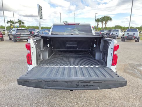 Used 2023 Chevrolet Silverado 1500 Custom AWD/4WD image 28