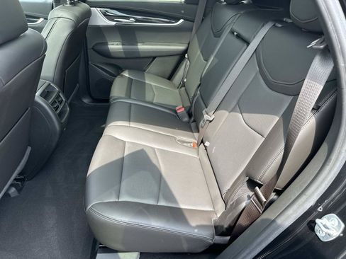 Certified 2024 Cadillac XT5 Premium Luxury AWD/4WD image 11