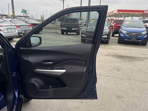 Used 2019 Nissan Kicks SV image 24