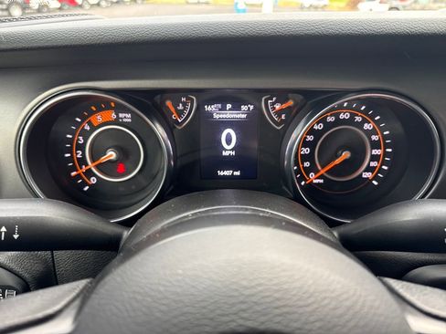 Used 2022 Jeep Wrangler Unlimited Sport image 15