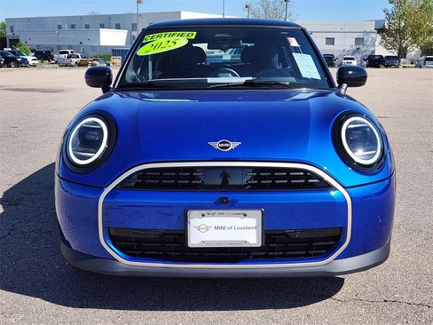 Used 2025 MINI Cooper 2-Door Hardtop image 5