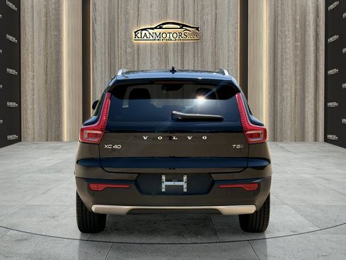 Used 2021 Volvo XC40 T5 Inscription w/ Climate Package AWD/4WD image 6