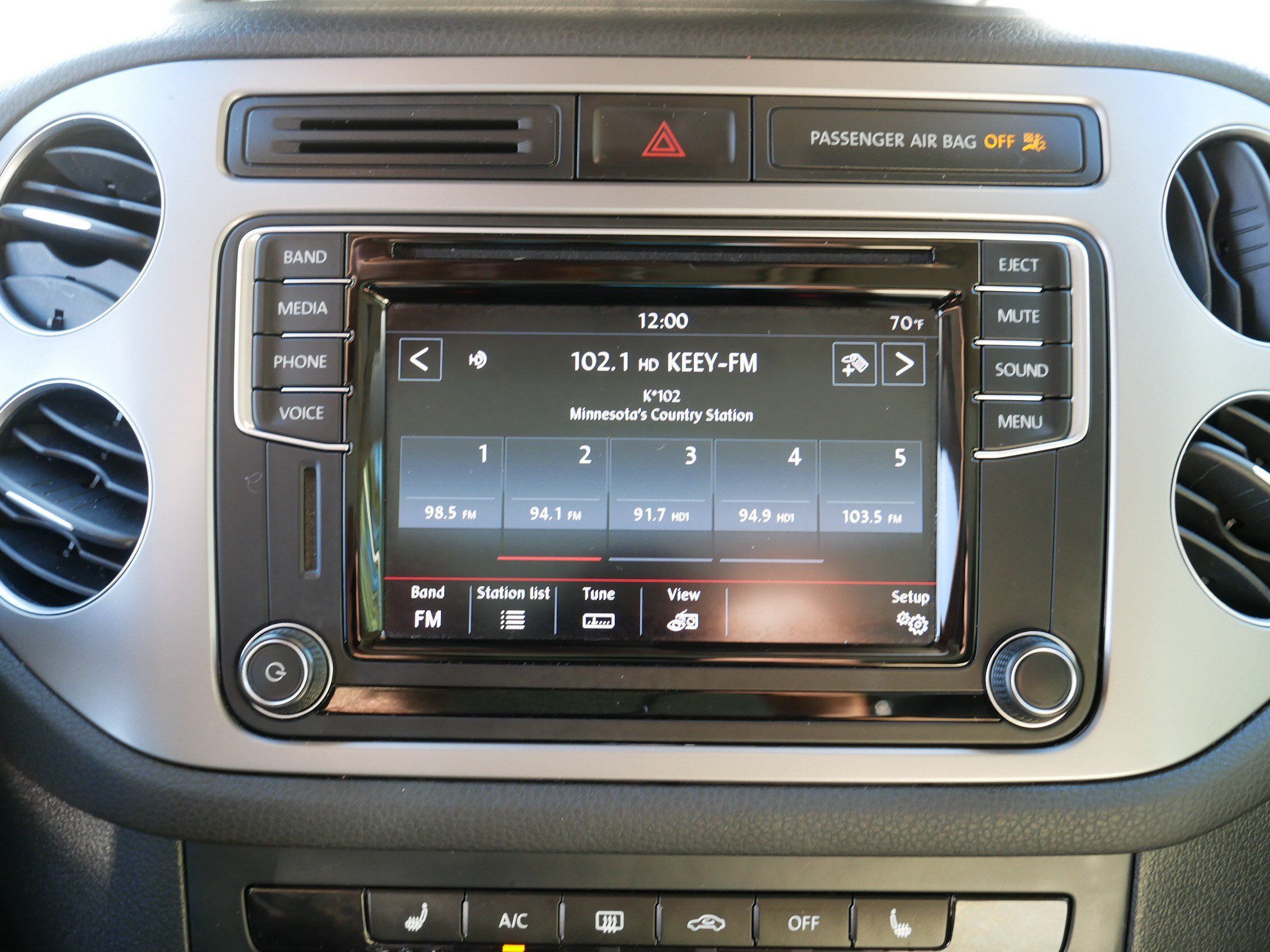 Used 2017 Volkswagen Tiguan Wolfsburg Edition FWD image 22