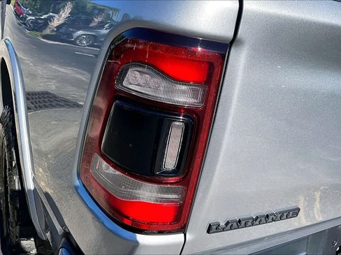 Used 2022 RAM 1500 Laramie AWD/4WD image 28