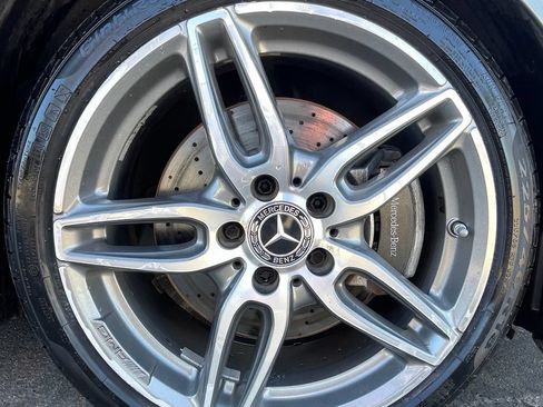 Used 2018 Mercedes-Benz CLA 250 image 11