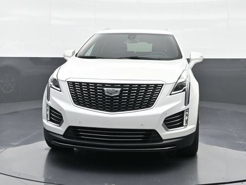 Certified 2024 Cadillac XT5 Luxury FWD image 6
