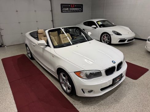 Used 2012 BMW 128i Convertible RWD image 9