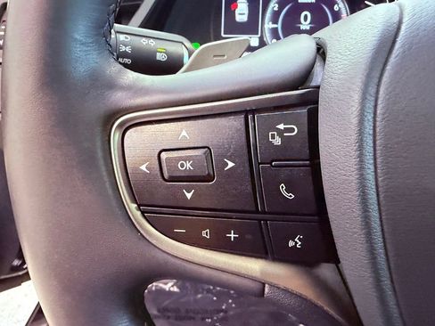 Used 2024 Lexus ES 350 w/ Premium Package FWD image 20