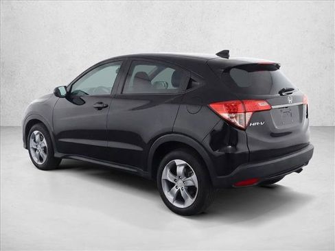 Used 2019 Honda HR-V LX image 5