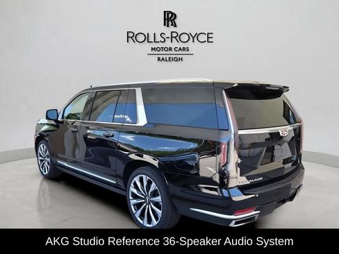 Used 2024 Cadillac Escalade ESV Premium Luxury Platinum AWD/4WD image 6