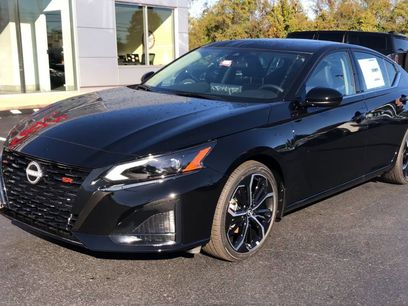 New 2025 Nissan Altima 2.5 SR w/ SR Premium Package