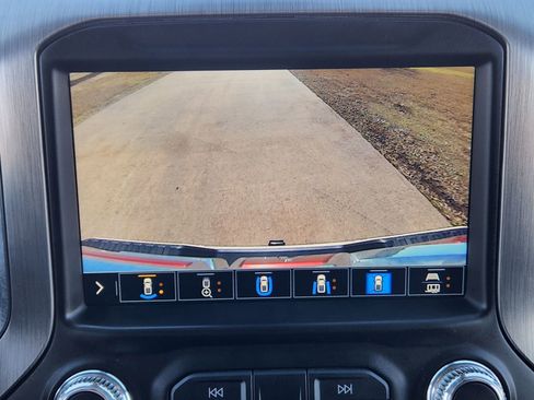 Used 2023 GMC Sierra 2500 Denali w/ Denali Ultimate Package image 22