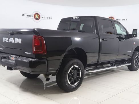 Used 2025 RAM 2500 Laramie AWD/4WD image 3