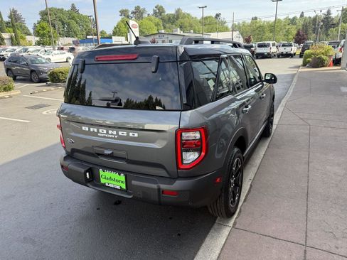 Used 2025 Ford Bronco Sport Outer Banks AWD/4WD image 5