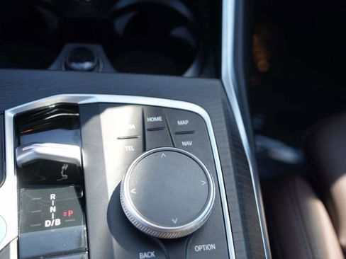 Certified 2025 BMW i4 xDrive40i image 21