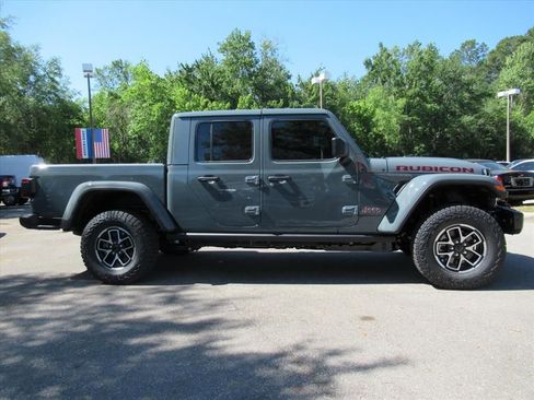 New 2026 Jeep Gladiator Rubicon AWD/4WD image 2