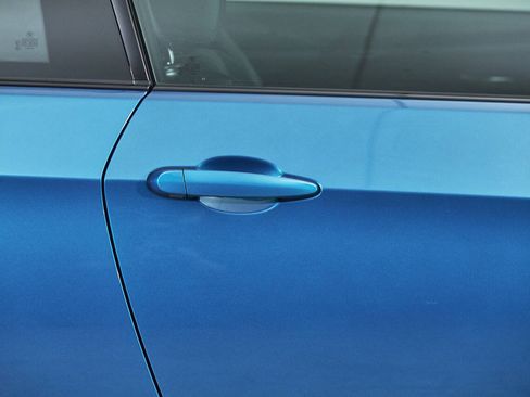 Used 2013 BMW M3 Coupe RWD image 34