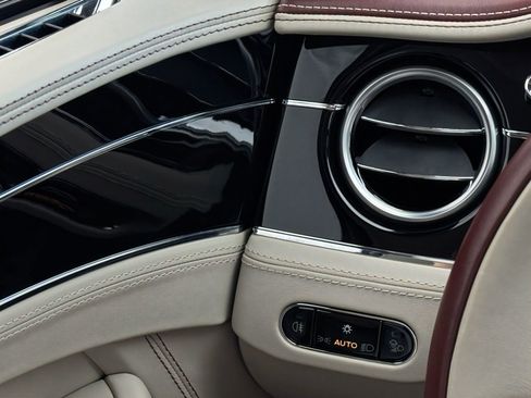 Used 2024 Bentley Continental GT AWD/4WD image 24