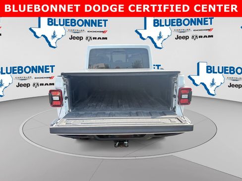Used 2020 Jeep Gladiator Mojave AWD/4WD image 23
