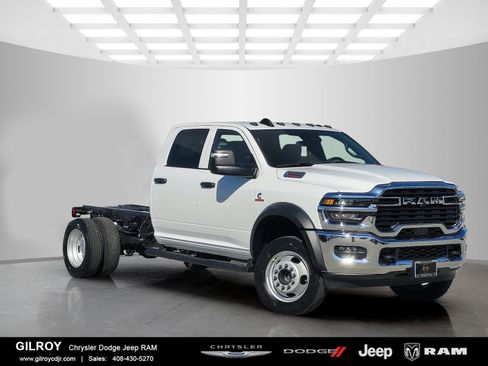 New 2026 RAM 5500 Tradesman w/ Chrome Appearance Group image 1