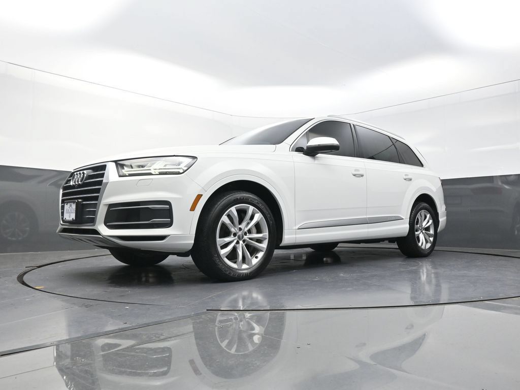 Used 2019 Audi Q7 3.0T Premium Plus AWD/4WD image 26