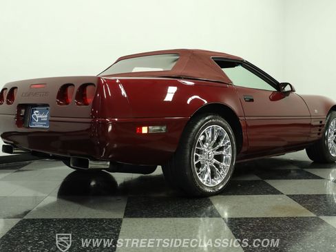 Used 1993 Chevrolet Corvette Convertible RWD image 26