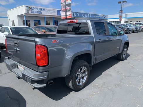Used 2020 Chevrolet Colorado Z71 AWD/4WD image 8