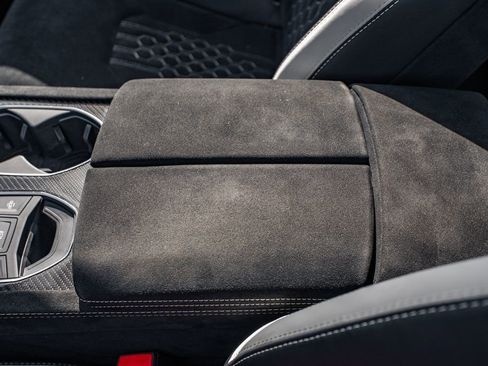 Used 2024 Lamborghini Urus Performante image 35