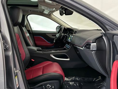Used 2020 Jaguar F-PACE Checkered Flag image 25