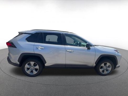 Used 2024 Toyota RAV4 LE AWD/4WD image 22