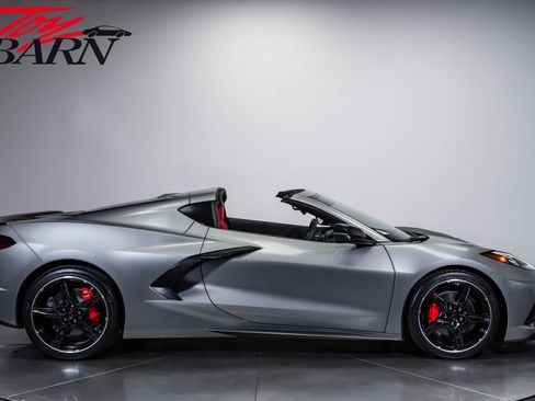Used 2024 Chevrolet Corvette Stingray Coupe w/ Battery Protection Package RWD image 6