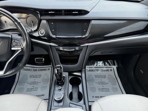 Used 2020 Cadillac XT6 Sport w/ LPO, Floor Liner Package image 17