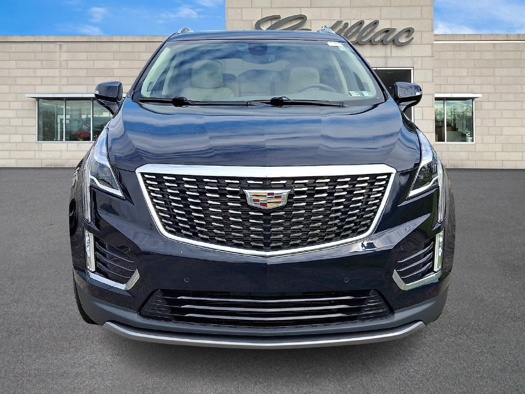 Used 2021 Cadillac XT5 Premium Luxury AWD/4WD image 3
