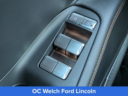 Certified 2025 Lincoln Navigator Black Label AWD/4WD image 31