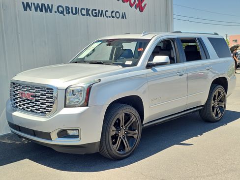 Used 2018 GMC Yukon Denali w/ Open Road Package AWD/4WD image 3