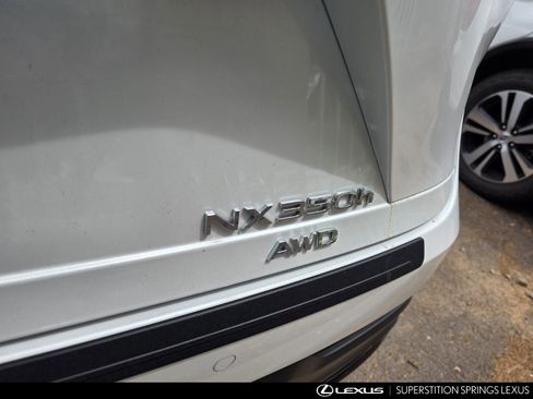 Used 2025 Lexus NX 350h AWD w/ Accessory Package (Z2) image 9