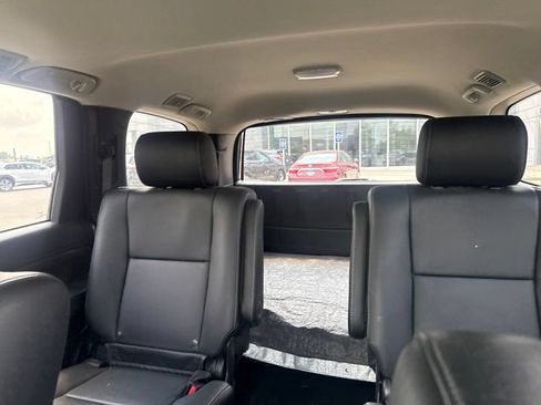 Used 2019 Toyota Sequoia TRD Sport w/ TRD Sport Premium Package AWD/4WD image 15