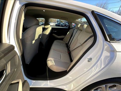 New 2025 Honda Accord LX image 15