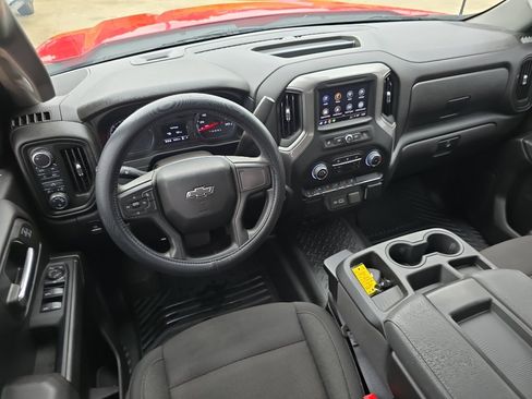 Used 2024 Chevrolet Silverado 1500 Custom w/ Dark Appearance Package AWD/4WD image 9