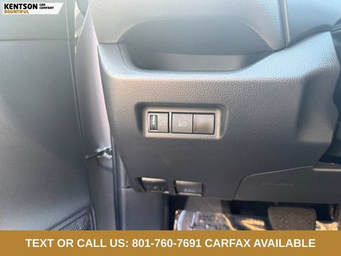Used 2025 Toyota RAV4 XLE AWD/4WD image 18