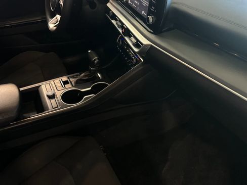 Used 2022 Kia K5 LXS FWD image 16