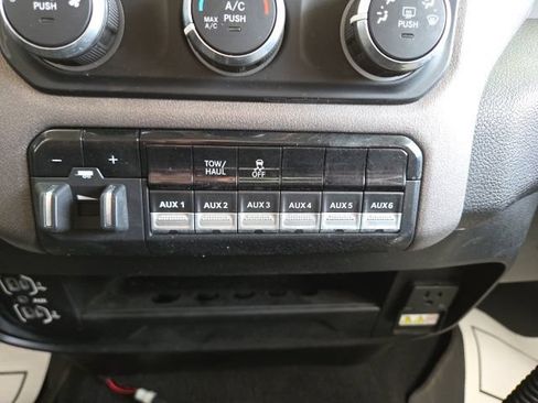 Used 2019 RAM 2500 Tradesman AWD/4WD image 10