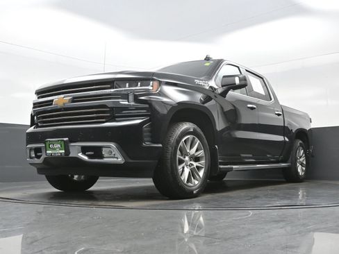 Used 2021 Chevrolet Silverado 1500 High Country w/ Technology Package AWD/4WD image 27
