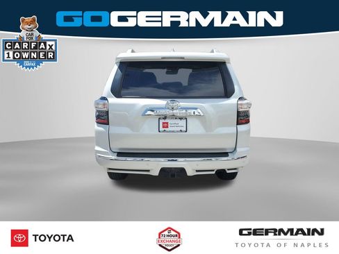 Used 2024 Toyota 4Runner Limited AWD/4WD image 10