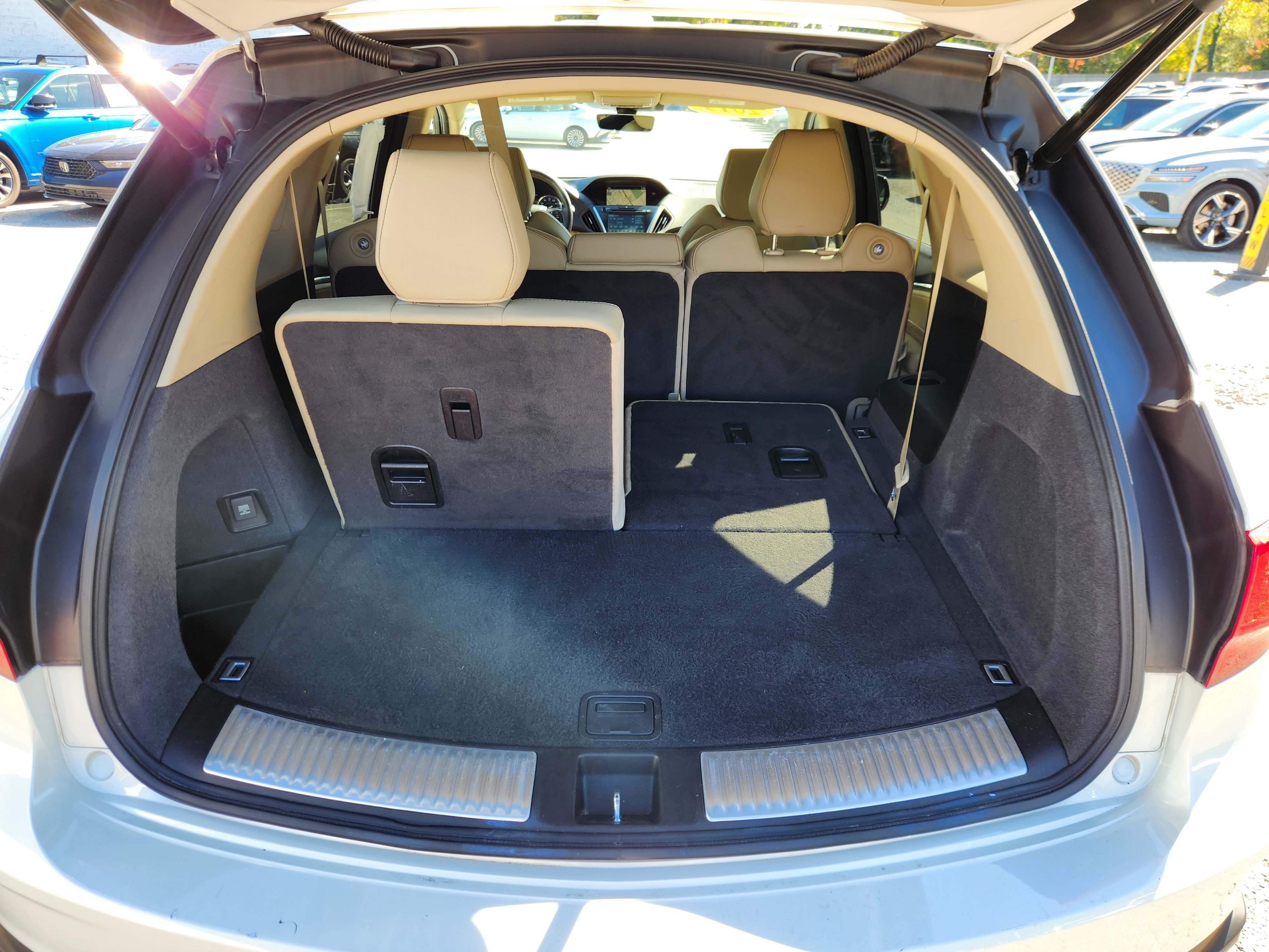 Certified 2019 Acura MDX w/ Technology Package AWD/4WD image 21