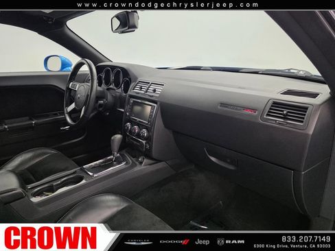 Used 2009 Dodge Challenger SRT8 w/ SRT Option Group II RWD image 17