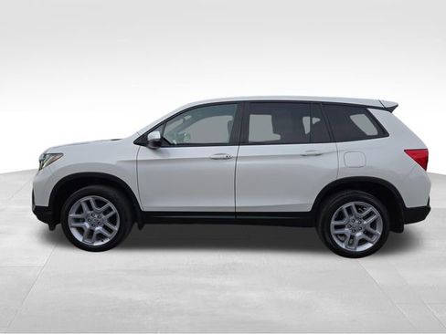 Used 2025 Honda Passport EX-L image 11